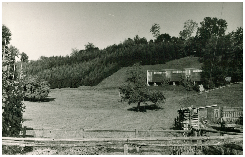 Datei:EXKURS – 15 „Bauen und Wohnform“.png